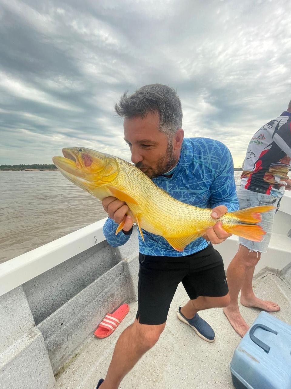 PESCARIA NO RIO URUGUAI, CONCRDIA, ARGENTINA, LA ZONA, BOCA DA BARRAGEM, SALTO GRANDE, SALTO CHICO